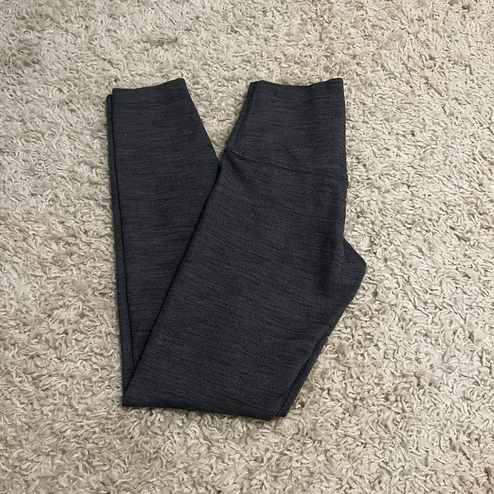 lululemon align 25" heather grey herringbone black/white size 2